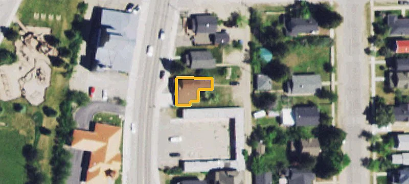 416 Broadway Ave