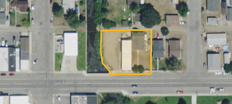 16 Main St