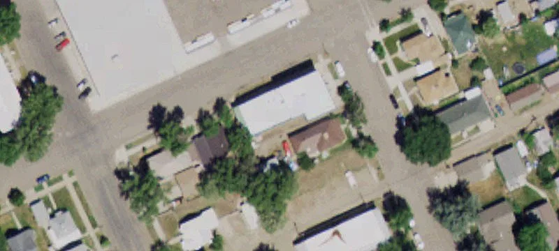 319 9th St
