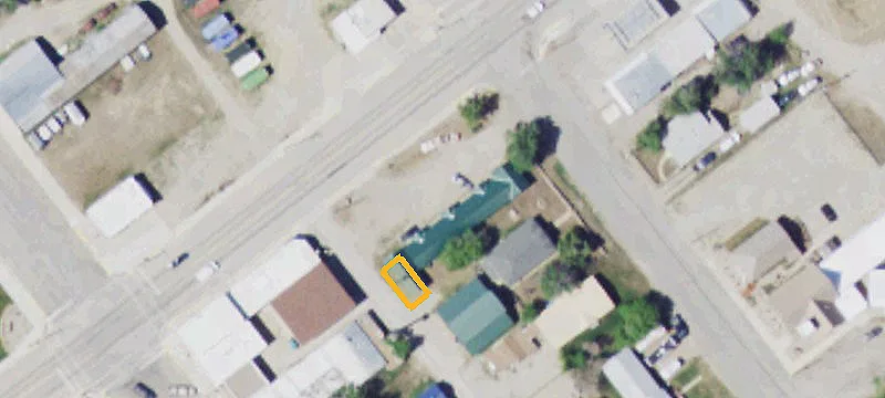 14 2nd NE St
