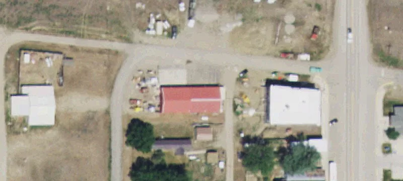 10 Railway W Ave