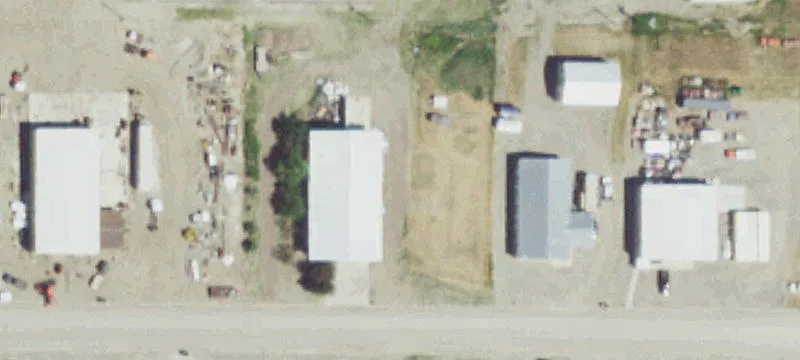 15 8th NE Ave