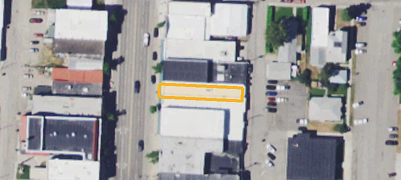 413 Main St