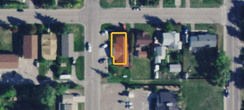 2 12th E Ave