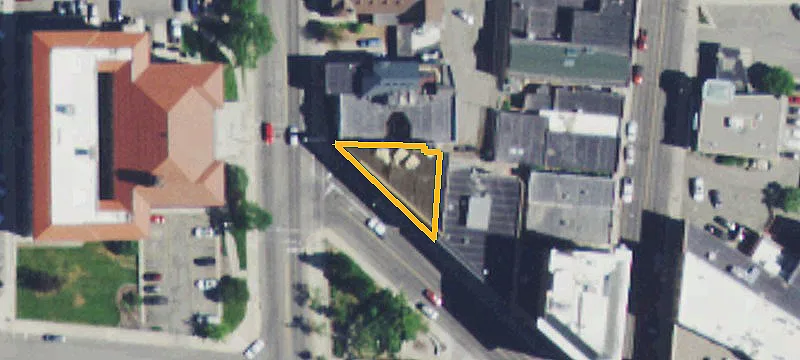 44 6th Ave