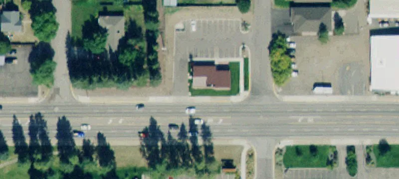 207 9th W St