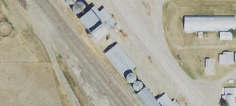 19 Railroad N St