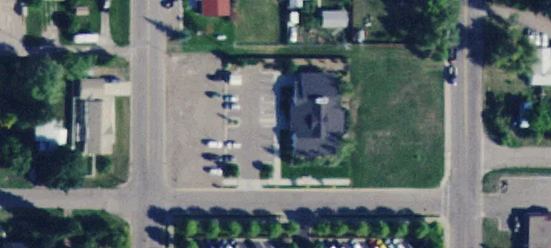 7 13th E Ave