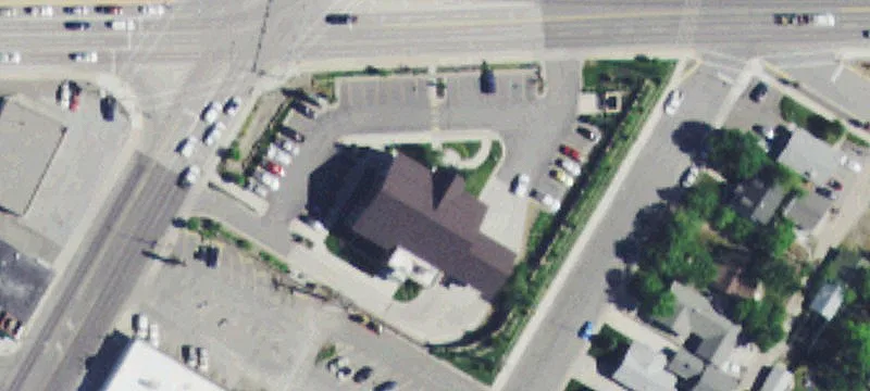 25 Lyndale Ave