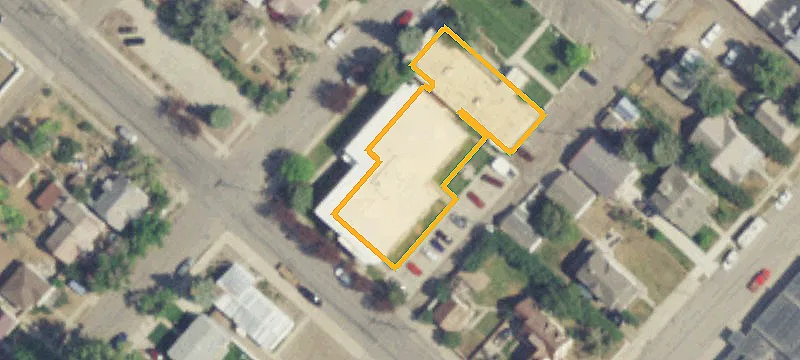 33 1st SE Ave
