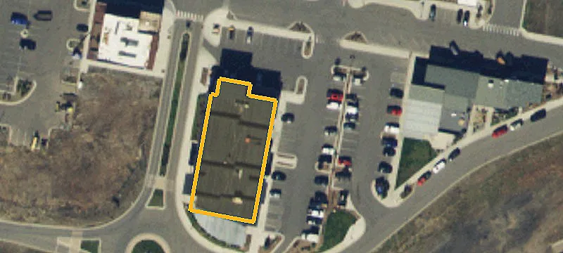 223 Town Ctr Ave