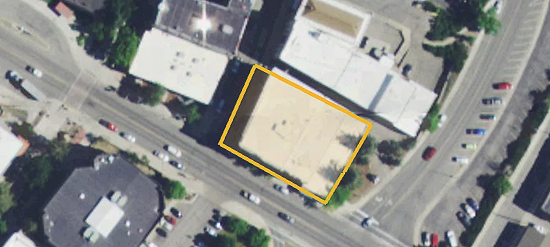 104 Broadway St
