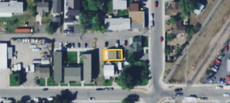 2404 Mcdonald Ave