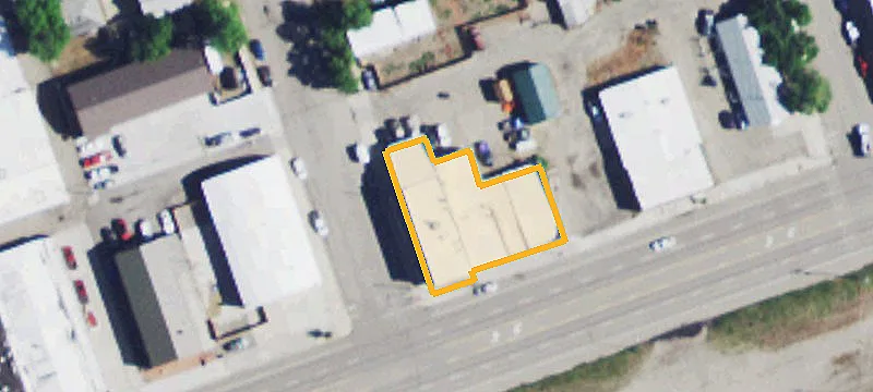 401 Main St