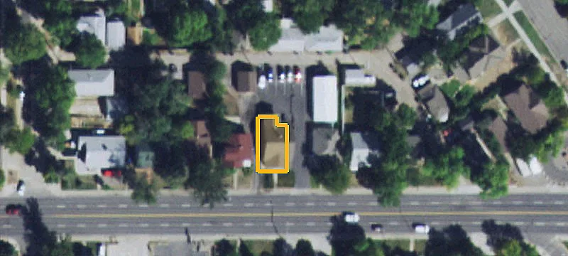 27 Grand Ave