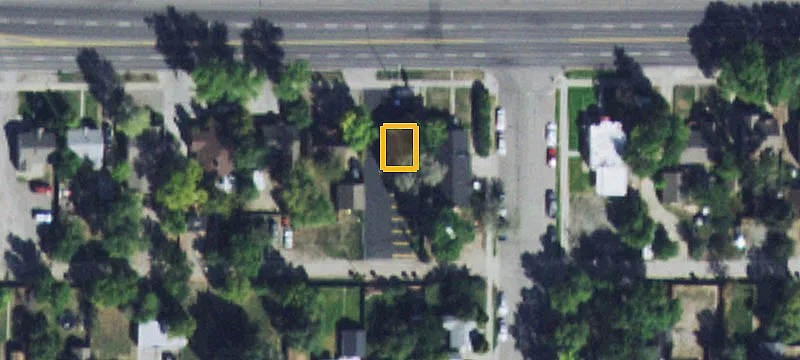 406 Grand Ave