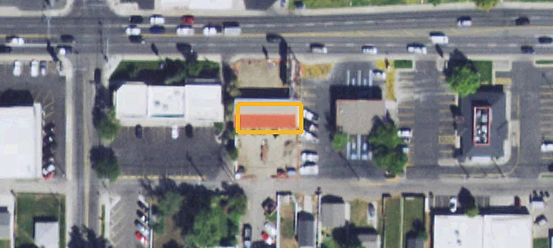 1622 Grand Ave