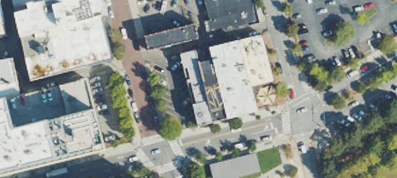 120 College St