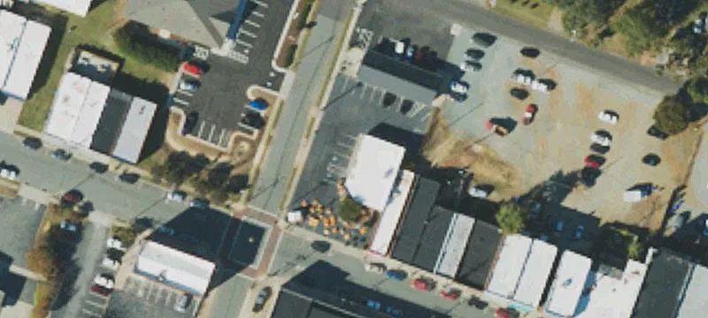 200 3rd St