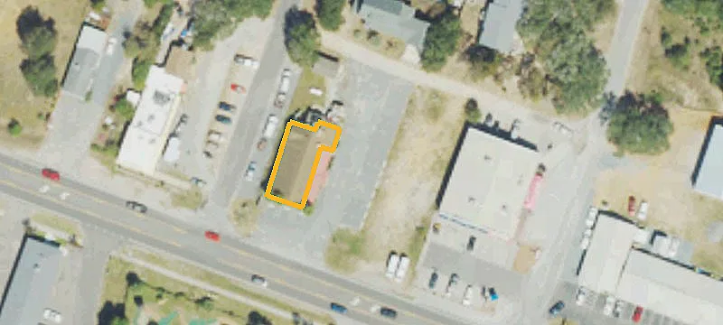 6302 Oak Is Dr