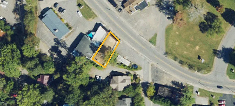 1042 Haywood Rd