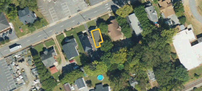 852 Highland NE Ave