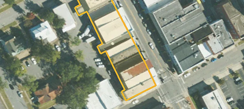 410 Main St