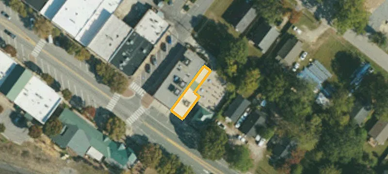 601 Broad St