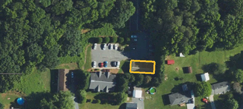 747 Lk Dr