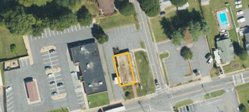 3296 Main St