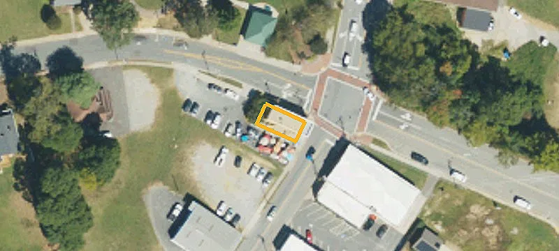 100 Main St