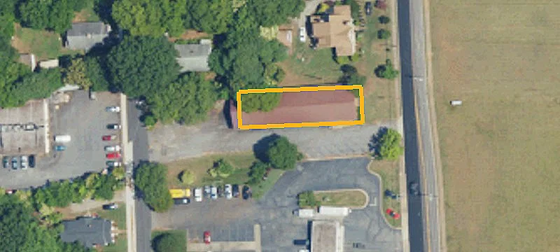 2022 Main Ave