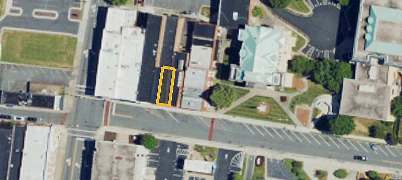 129 Worth St