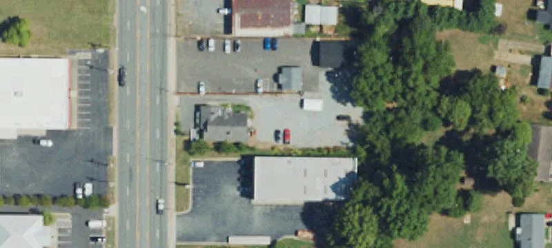 1736 Maple Ave