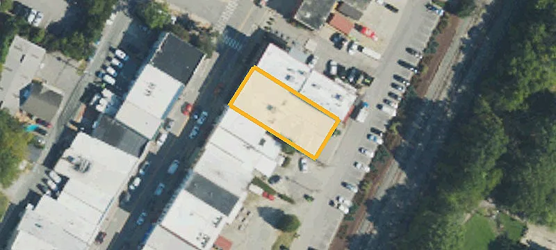 122 Salem St