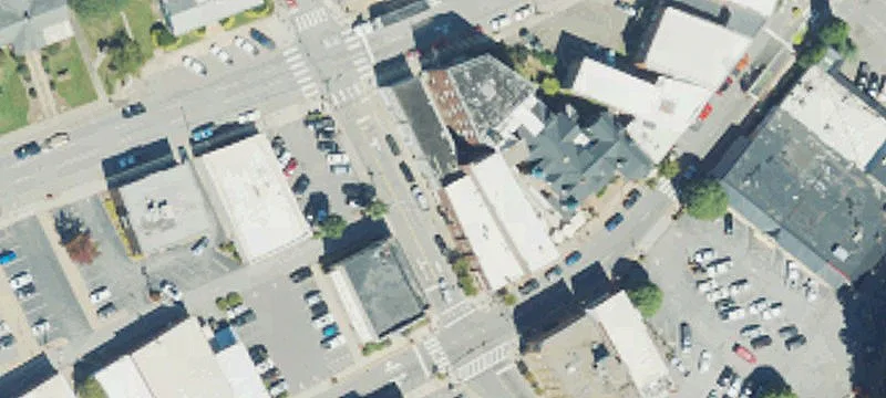 421 Main St