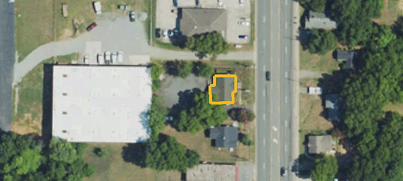 2107 Maple Ave