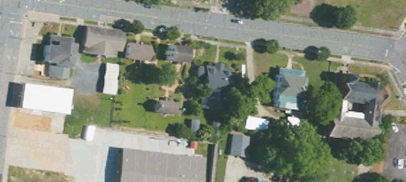 300 Wade St