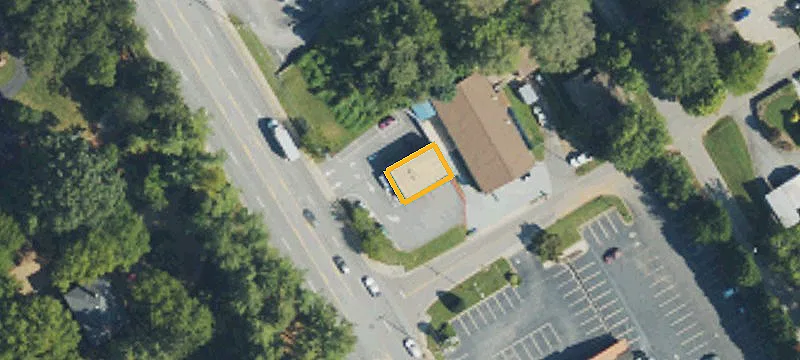 614 Hendersonville Rd