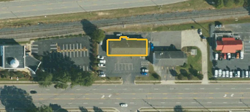 1219 Main St