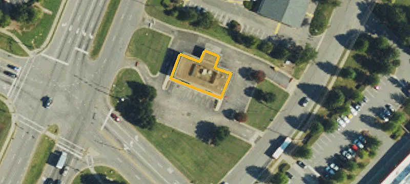 3001 Calumet Dr