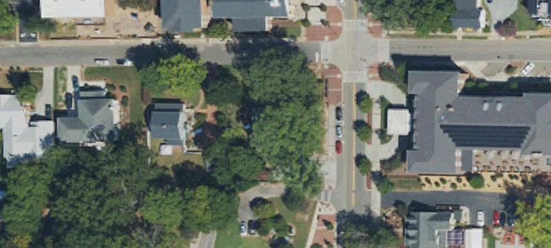 302 Academy St