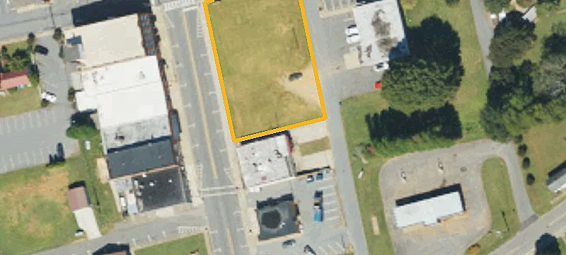 105 Main St