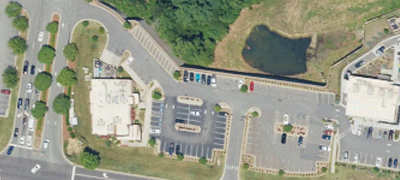 592 Riv Hwy