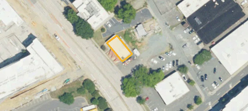 320 Carson Blvd