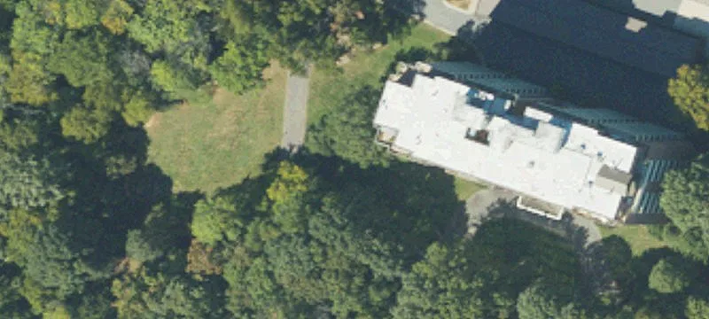 2633 Richardson Dr