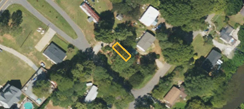 9227 Huntington Dr