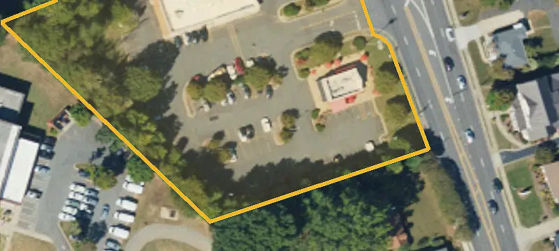 535 John St