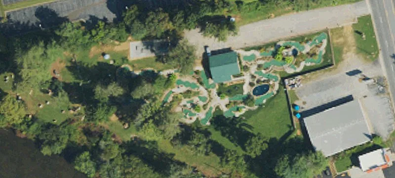 2245 Hendersonville Rd
