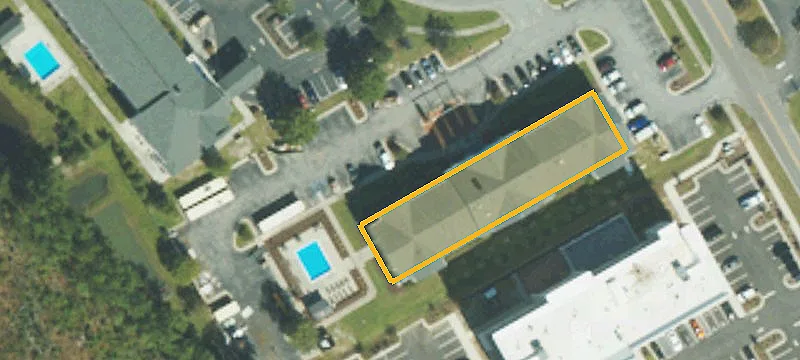 121 Circuit Ln